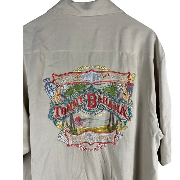 Tommy Bahama Without Reservations Silk Embroidered Back Button-Up Size Medium - Picture 9 of 9